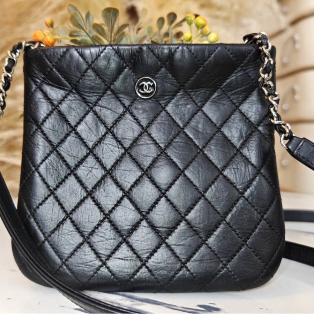 CHANEL UNIFORM Black Quilted Leather Shoulder Bag